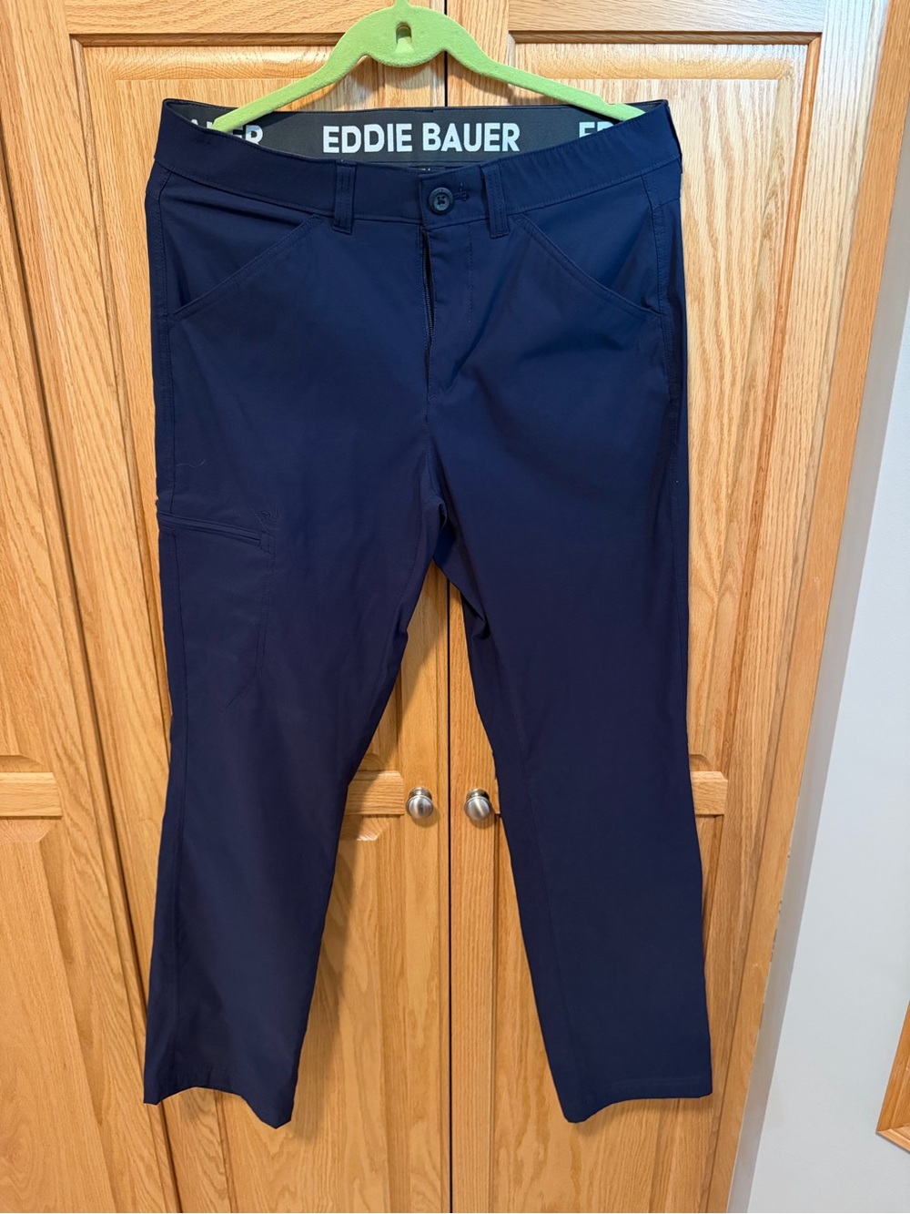 Eddie Bauer Men’s Dark Navy Rainier Tech Pant 32x32